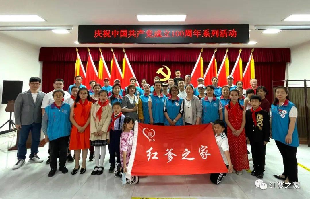 彩虹生日蛋糕